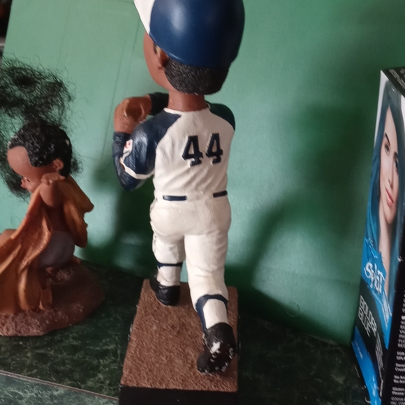 Hank Aaron bobble head